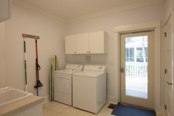 Room 26 of 27