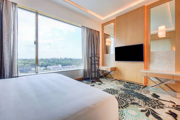 Room 50 of 140