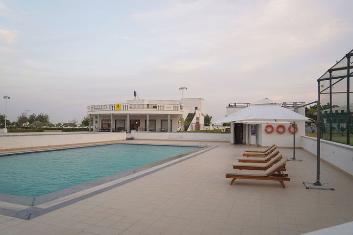Pool 26 of 37