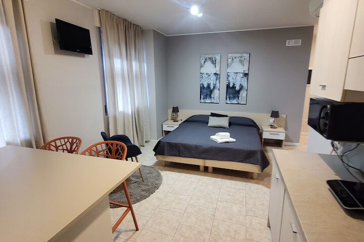 Room 74 of 103