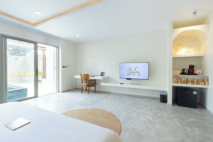 Room 41 of 218