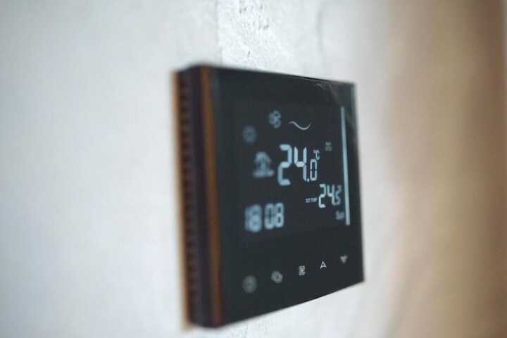 Room 16 of 33