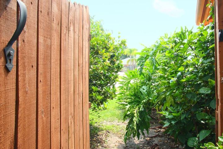 Property Grounds 8 of 17