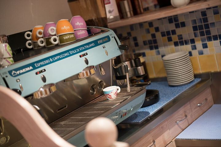 Breakfast/Coffee Service 19 of 30