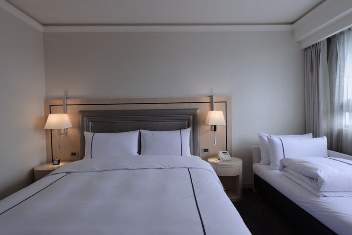 Room 36 of 55