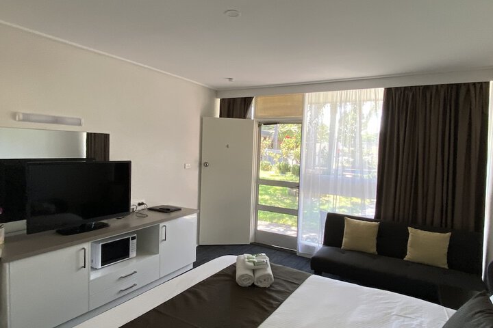 Room 19 of 81