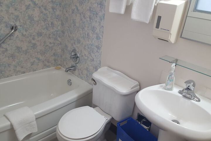Room 17 of 26