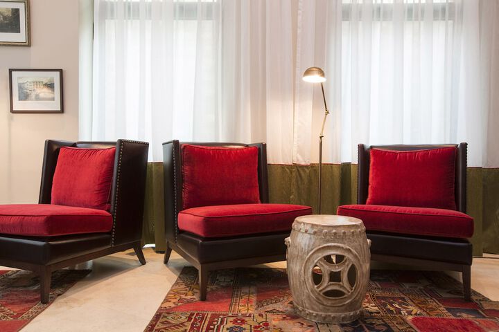 Hotel Lobby