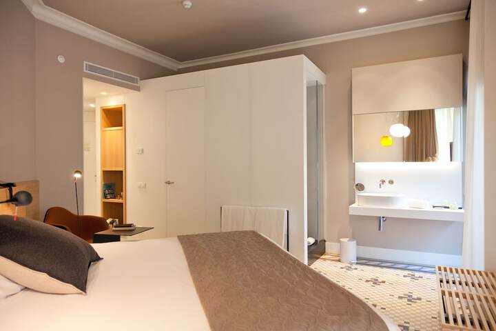Room 21 of 159