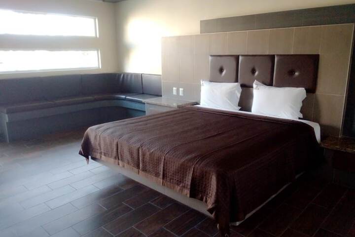 Room 12 of 52