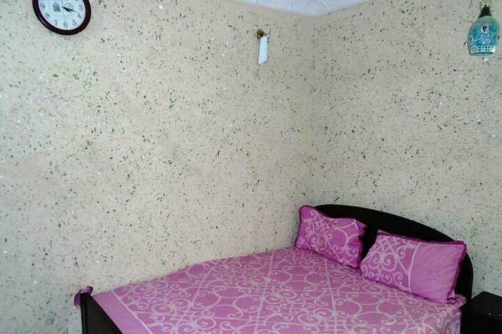 Room 16 of 19