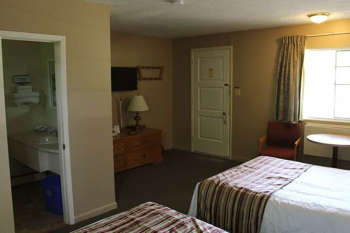 Room 10 of 116