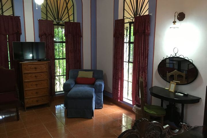 Room 36 of 106