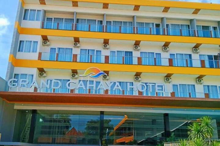 Exterior of Grand Cahaya Hotel Pangandaran