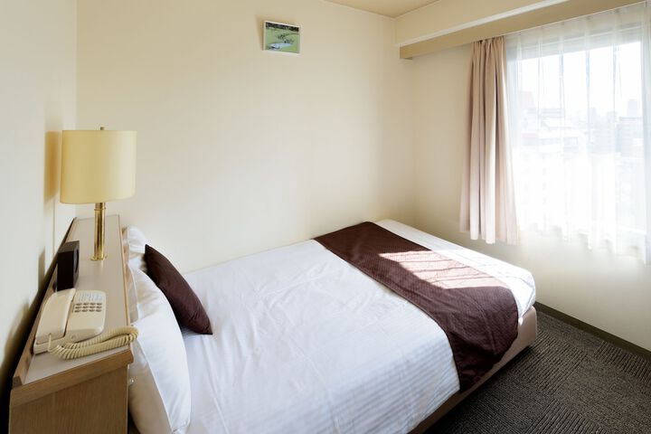 Room 17 of 52