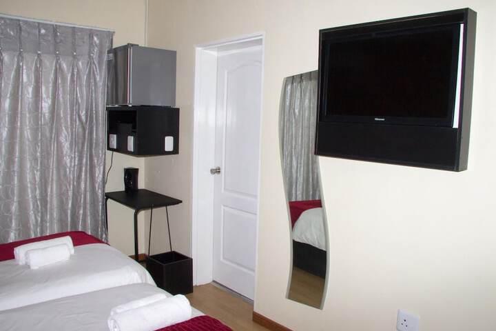 Room 15 of 29