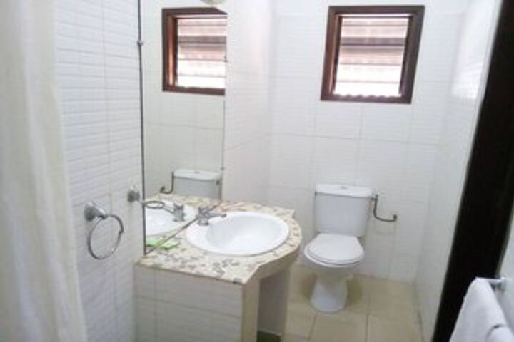 Room 5 of 44