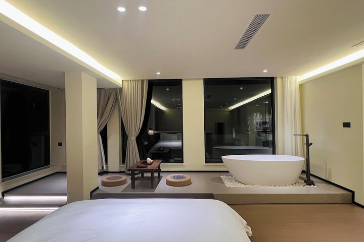 Room 31 of 68