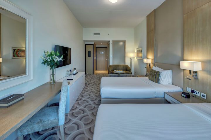 Room 33 of 116