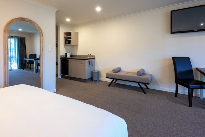 Room 10 of 120