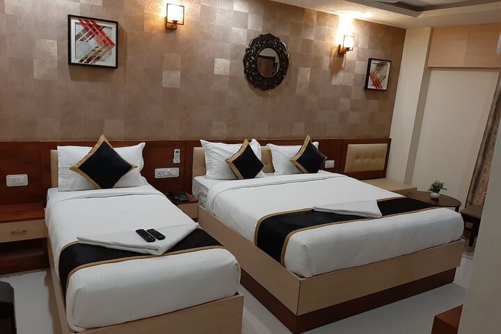 Room 13 of 72