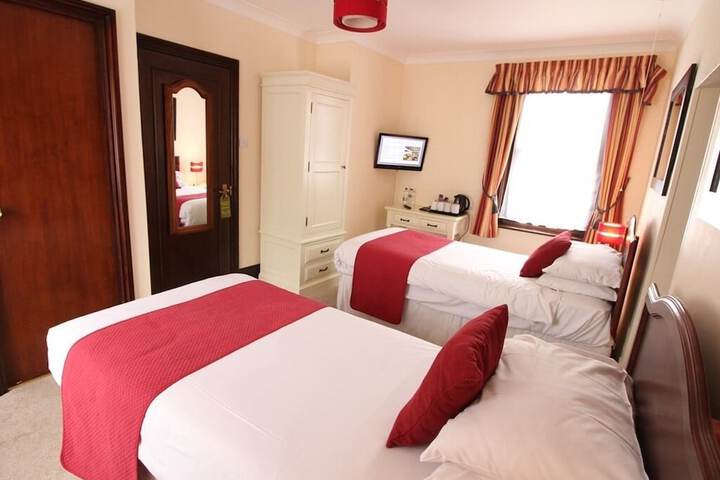 Room 40 of 140