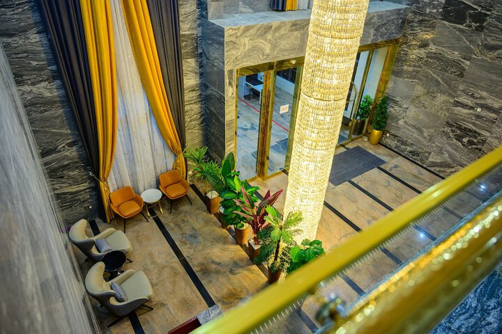 Hotel Interior 135 of 166