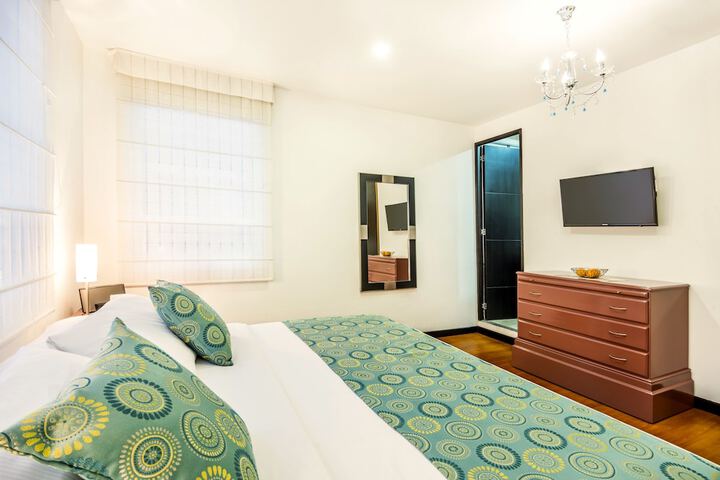 Room 8 of 39