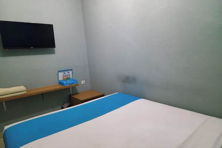 Room 28 of 59