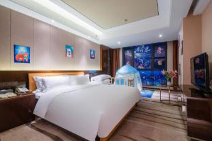 Room 21 of 23