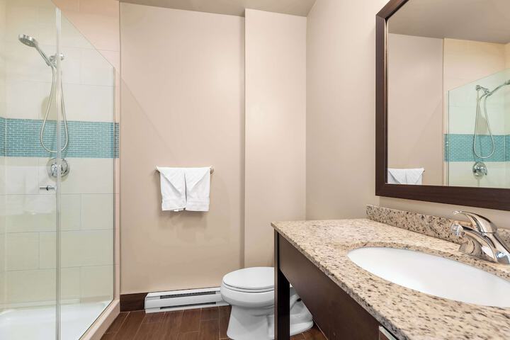 Room 25 of 41