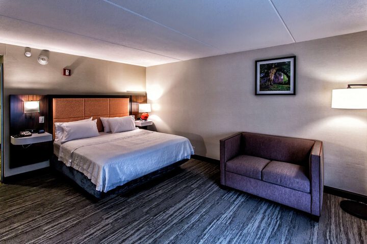 Room 32 of 45