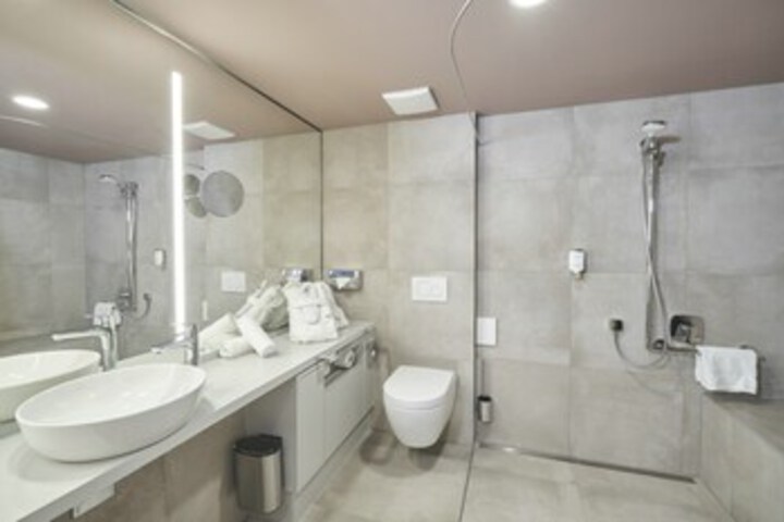 Room 6 of 29