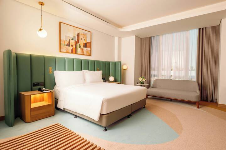 Room 37 of 66