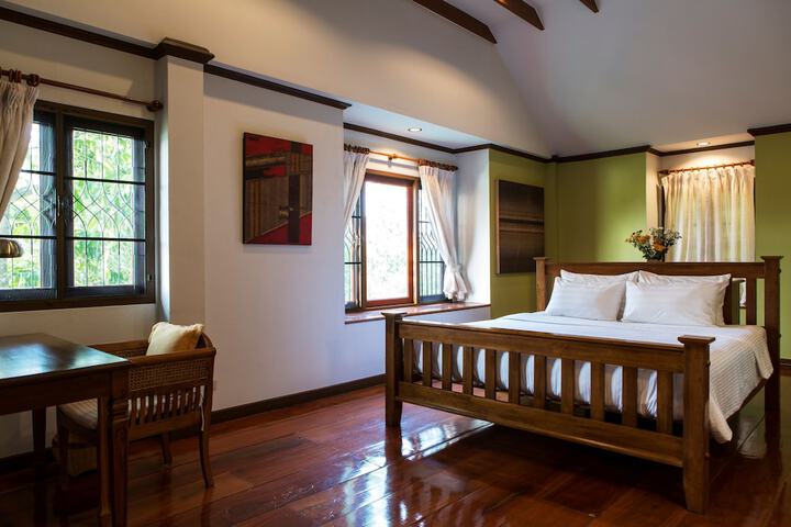 Room 3 of 27