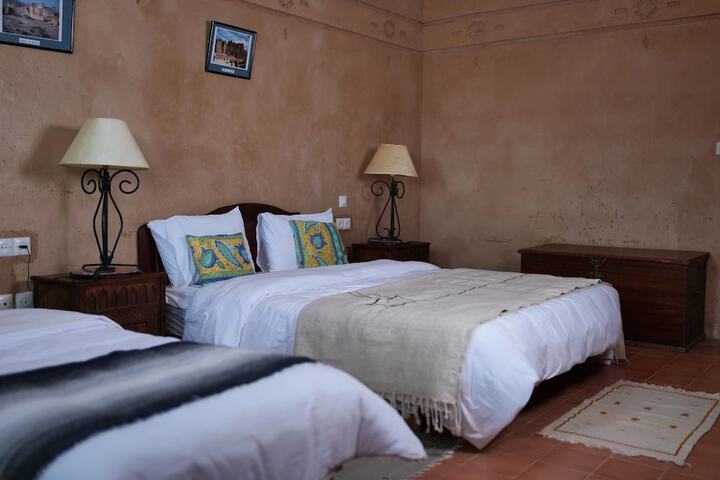 Room 13 of 48
