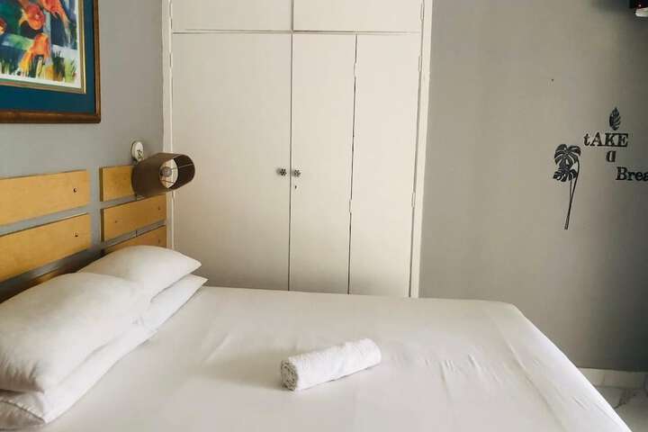 Room 5 of 22