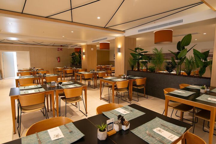 Dining 189 of 313
