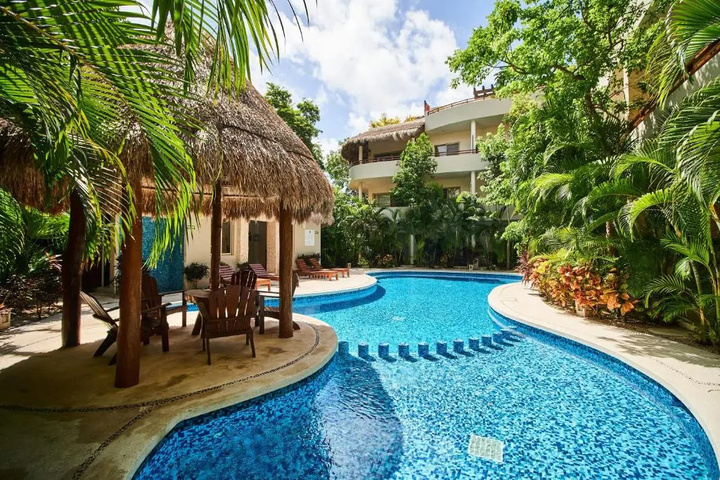 Pool 2 of 5