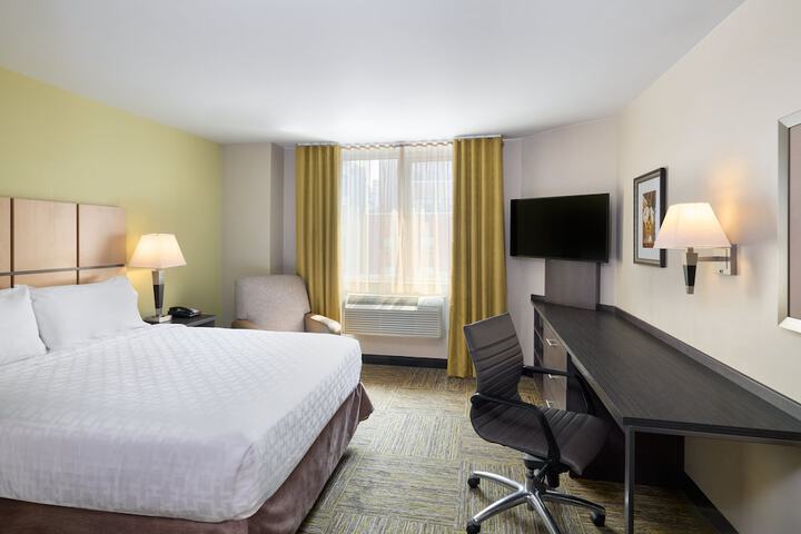 Studio Suite 1 Queen Bed City View High Floor (10 of 30)