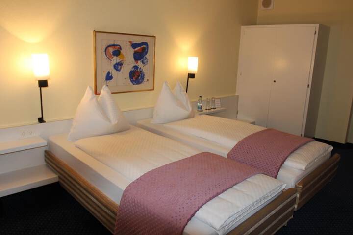 Room 18 of 41