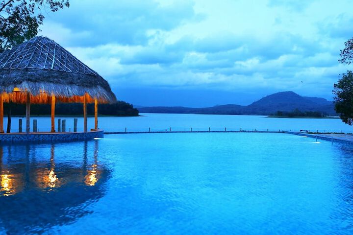 Pool 42 of 96