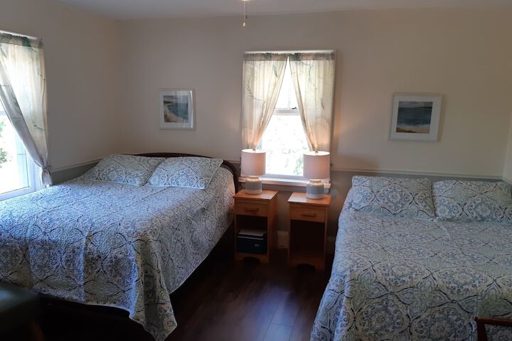 Room 56 of 215