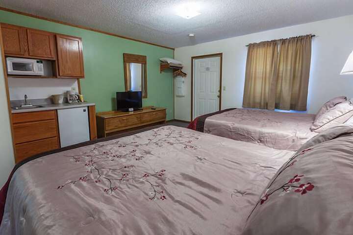 Room 12 of 37
