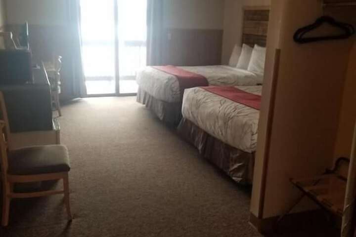 Room 9 of 35