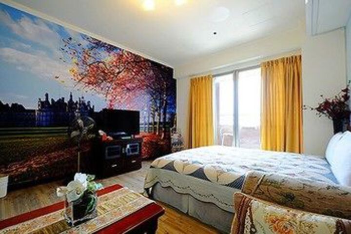 Room 9 of 26