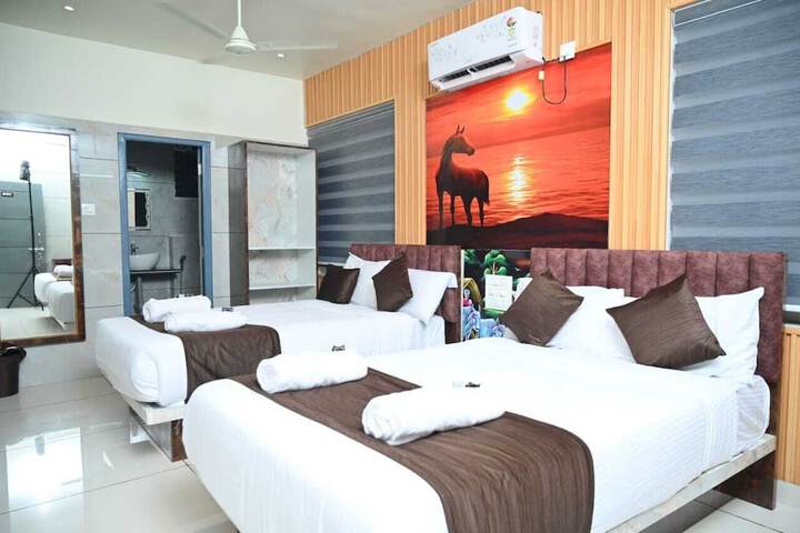 Room 3 of 36