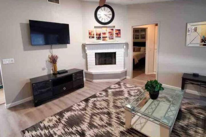 Image of Lake Havasu Retreat w pool Everything Nearby!