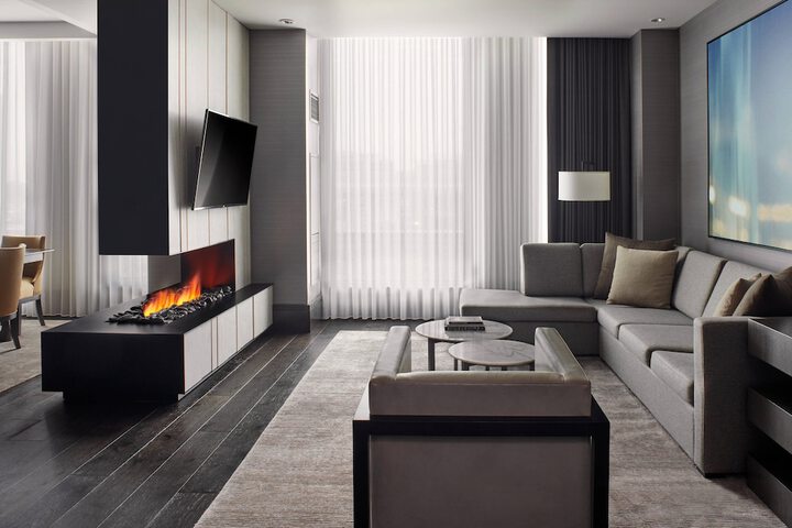 Room 21 of 47