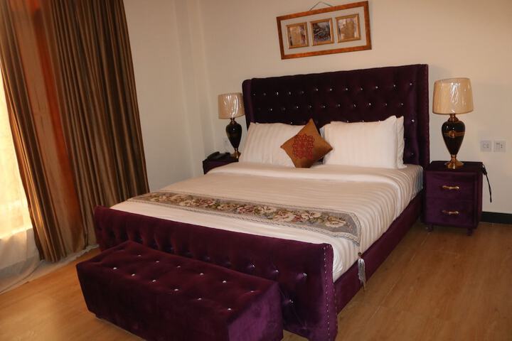 Room 21 of 41